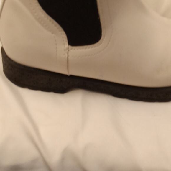 Girls MIA Ellowin White Chelsea Boots Size 4  Glitter Midsoles. Chunky, Boho. - Picture 4 of 8